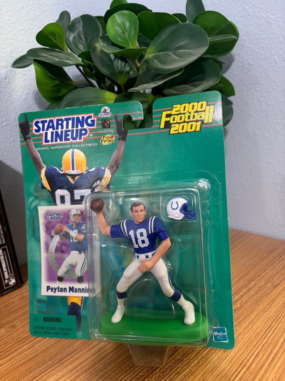 Peyton Manning 2000 Football 2001 Starting Lineup Figure - Blue #18